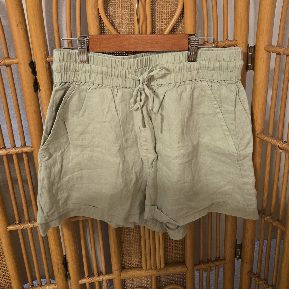 & Other Stories Linen Sage Shorts